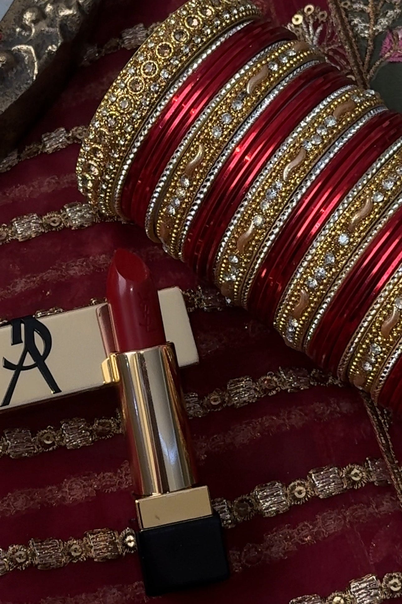 Red & Gold Bangle Set